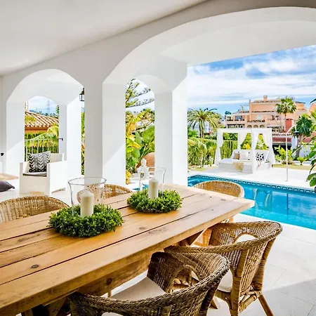 Vm-lyxury 4 Bedroom With Private Pool Villa Marbella
